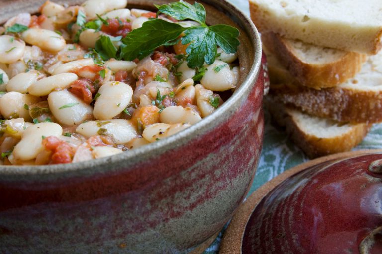 Greek-Style Baked Lima Beans – Zursun Idaho Heirloom Beans